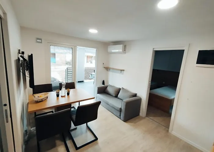 Mobilheim-Pia Superb, Mit Pool, Top Fuer Familien Mit Kindern