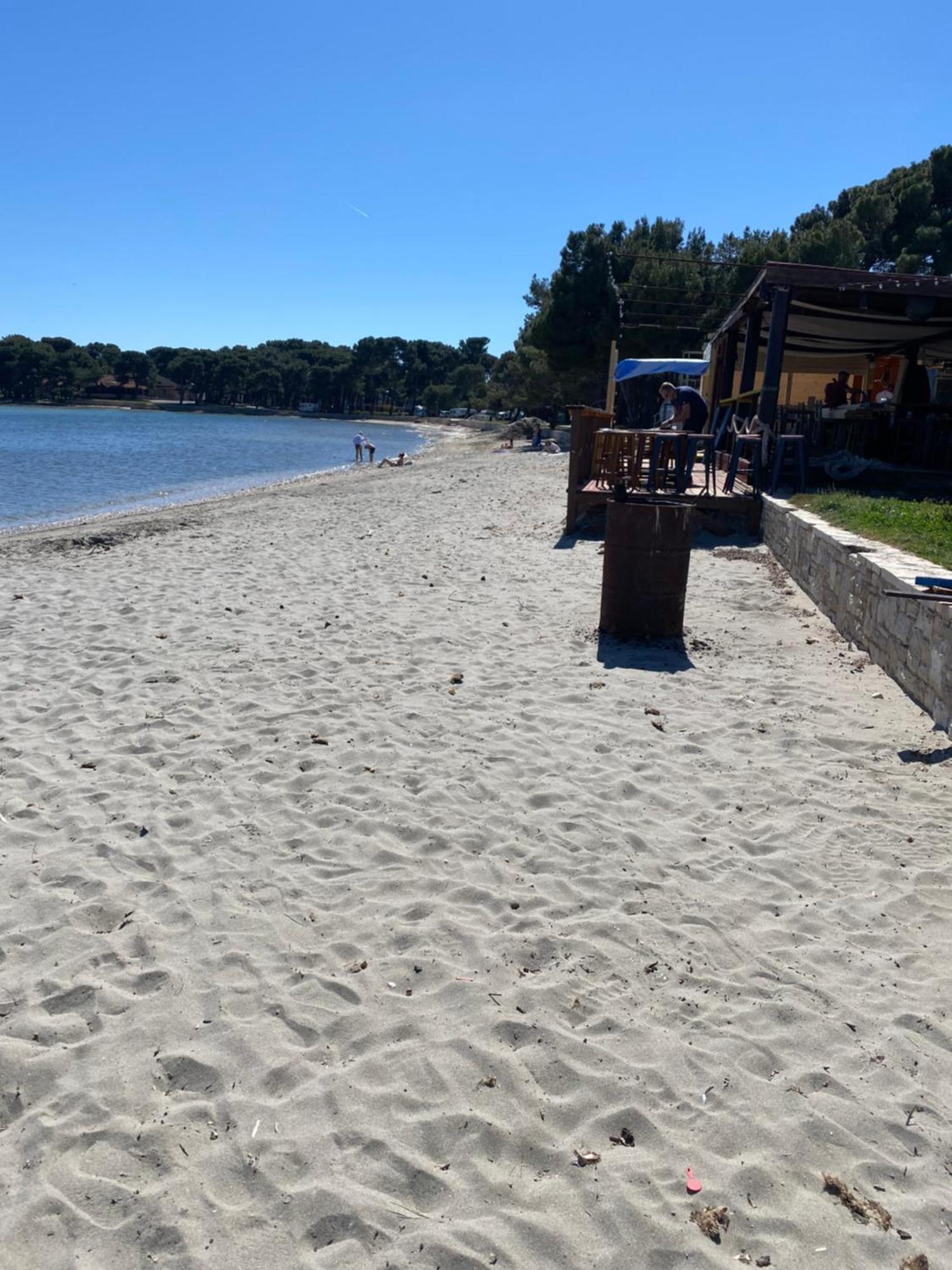 Appartement Mobilheim-pia Superb, Mit Pool, Fuer Familien Mit Kindern Banjole